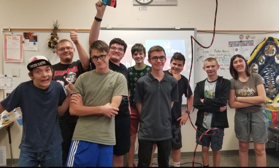A group photo of the Gaming Club during the Super Smash Bros. Ultimate Tournament. Courtesy of the Gaming Club Discord