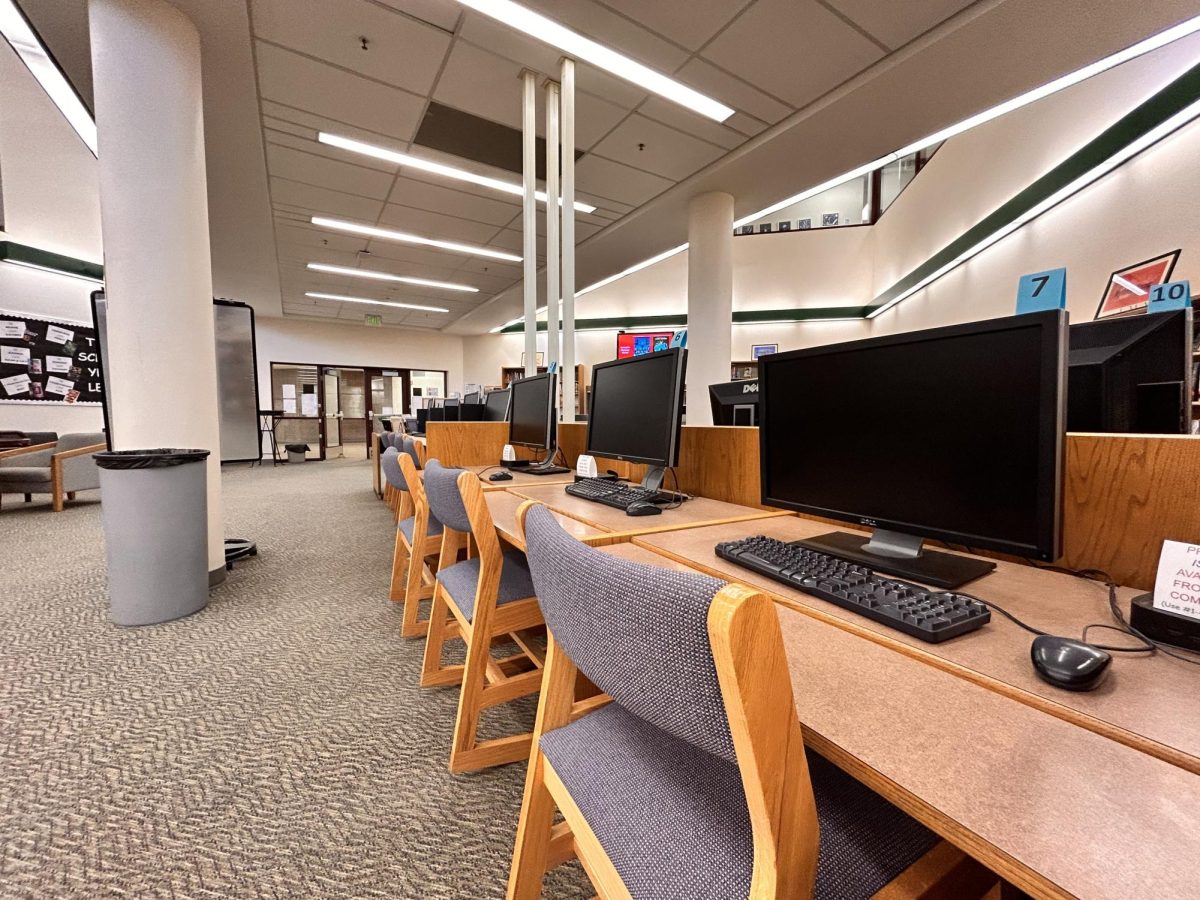 Chatfield Library Computers