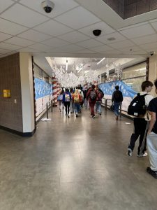 Passing Periods: Five Minutes isn't enough, Potential Solutions To The Passing Period Crisis